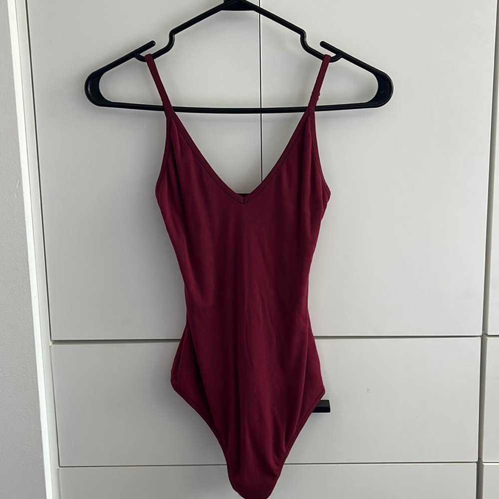 Talula Artizia Burgundy XS bodysuit